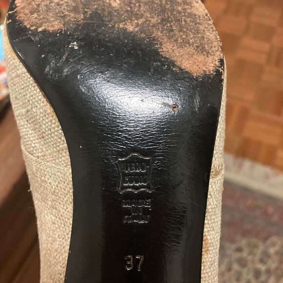 Joan Vass Ladies Cream Linen Peep Toe Heels. Size 7. - Picture 6 of 7